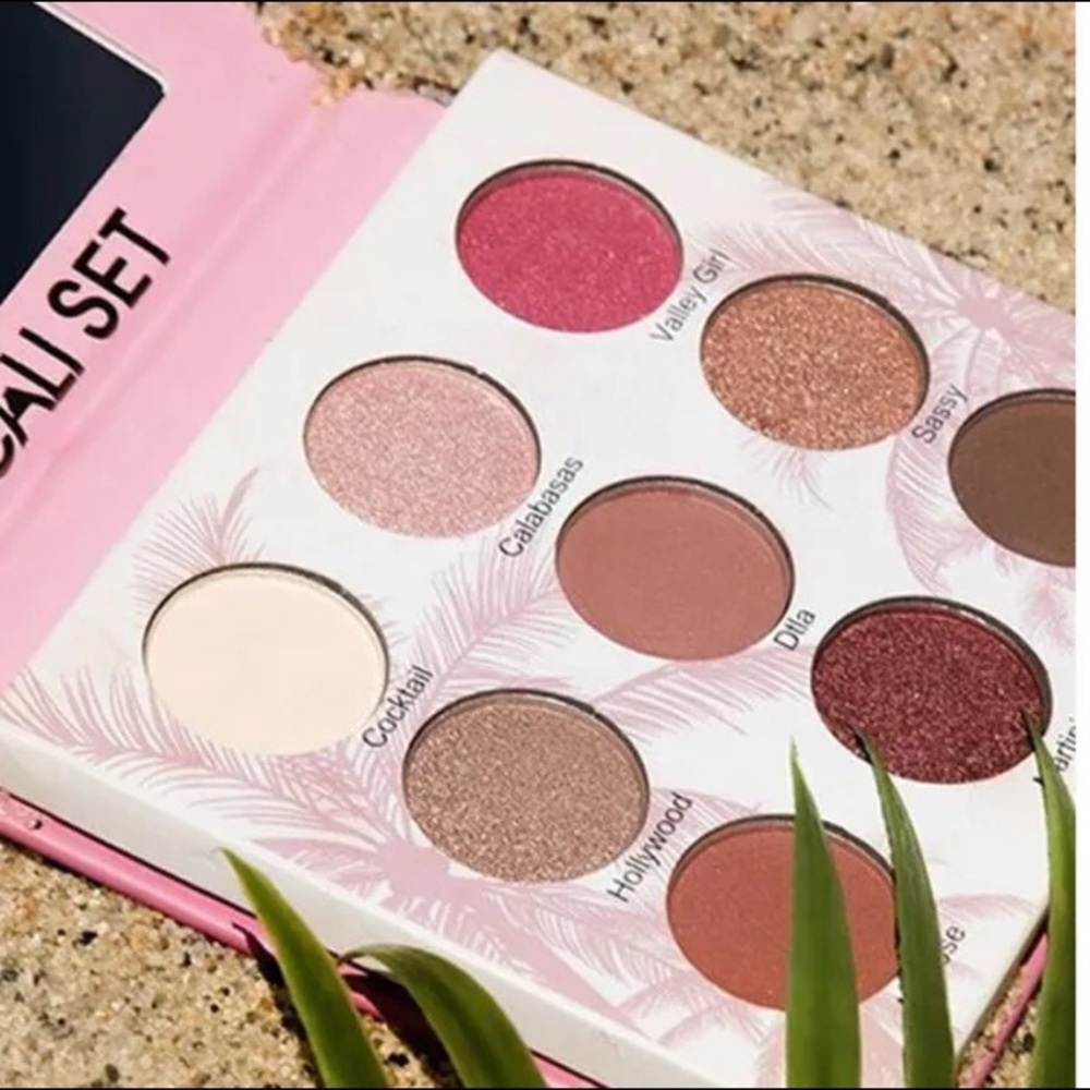 Cali Set Eyeshadow Palette